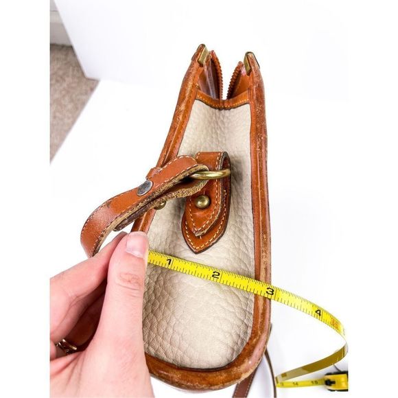 Dooney and Bourke Vintage Ivory and Tan Leather Crossbody Bag - Picture 12 of 12